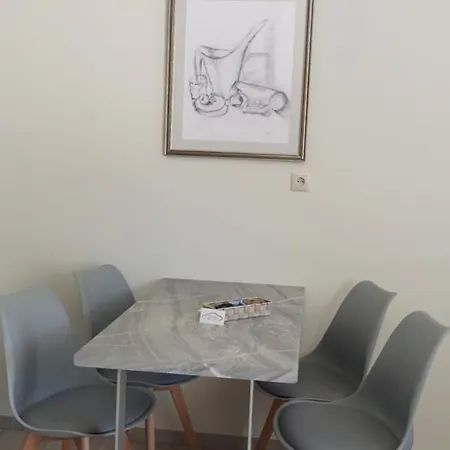Apartment Nondas